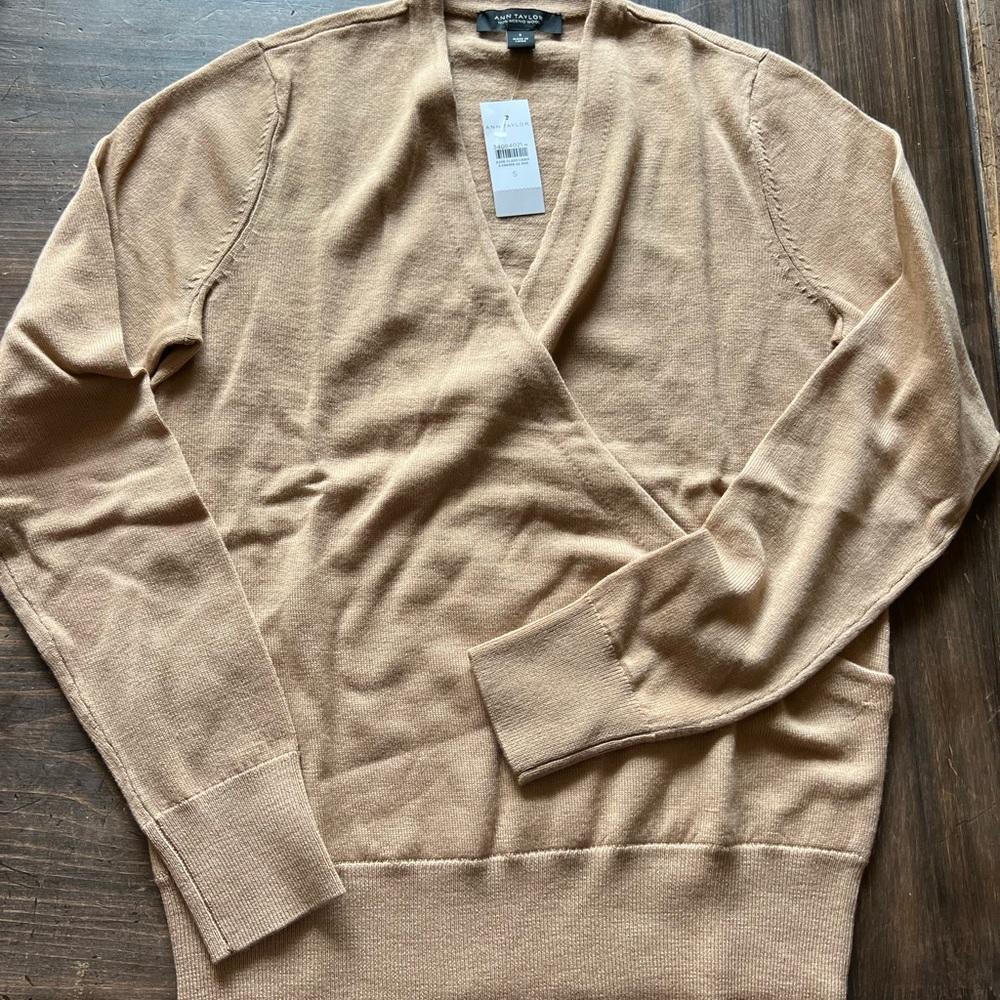 Ann Taylor Merino Long Sleeve Wrap Top Small